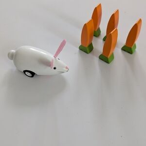Charming Bunny and Carrot Bowling Game : Jack Rabbit